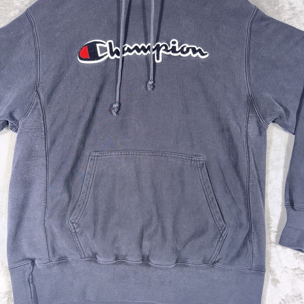 Champion Men's Faded Black Gym Hoodie Embroidered Knit Logo Spell Out Size L - Picture 3 of 8
